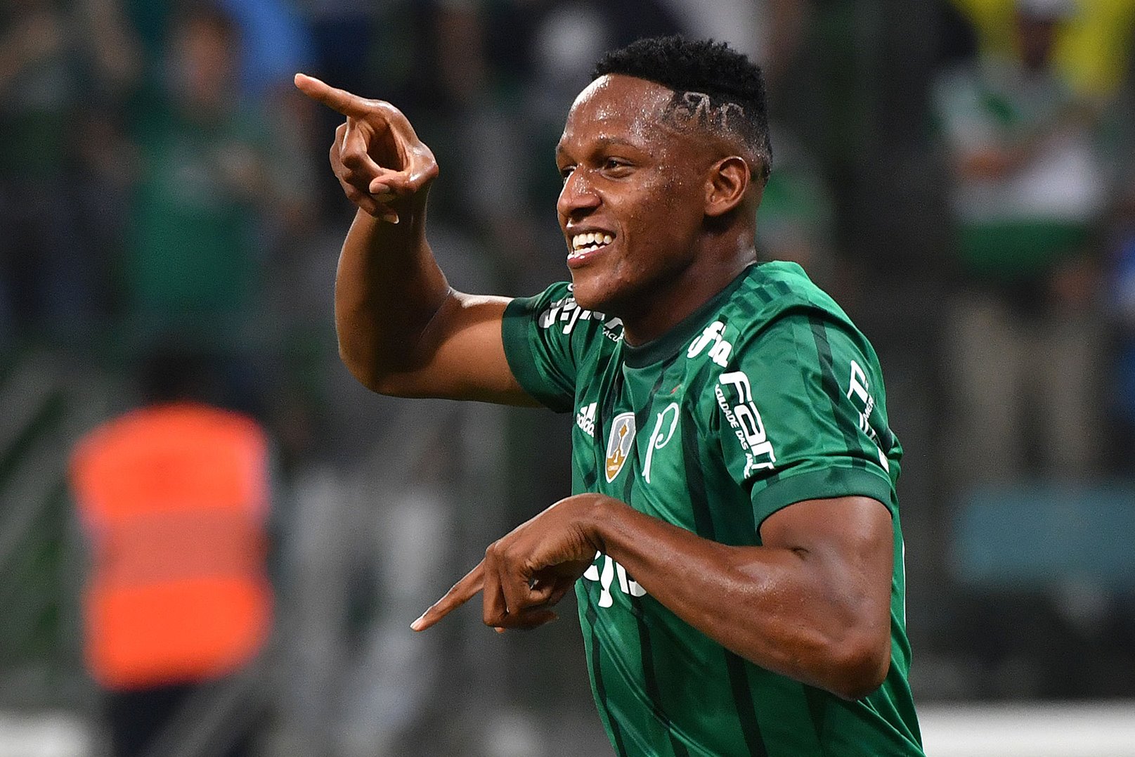 Mina of Brazil's Palmeiras celebrates his goal against Argentina's Atletico Tucuman during their 2017 Copa Libertadores football match held at Allianz Parque stadium, in Sao Paulo, Brazil on May 24, 2017. / AFP PHOTO / NELSON ALMEIDA (Photo credit should read NELSON ALMEIDA/AFP/Getty Images) Mina of Brazil's Palmeiras celebrates his goal against Argentina's Atletico Tucuman during their 2017 Copa Libertadores football match held at Allianz Parque stadium, in Sao Paulo, Brazil on May 24, 2017. / AFP PHOTO / NELSON ALMEIDA (Photo credit should read NELSON ALMEIDA/AFP/Getty Images)