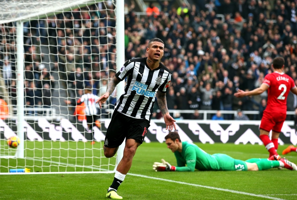 Newcastle United v Southampton - Premier Newcastle United v Southampton - Premier